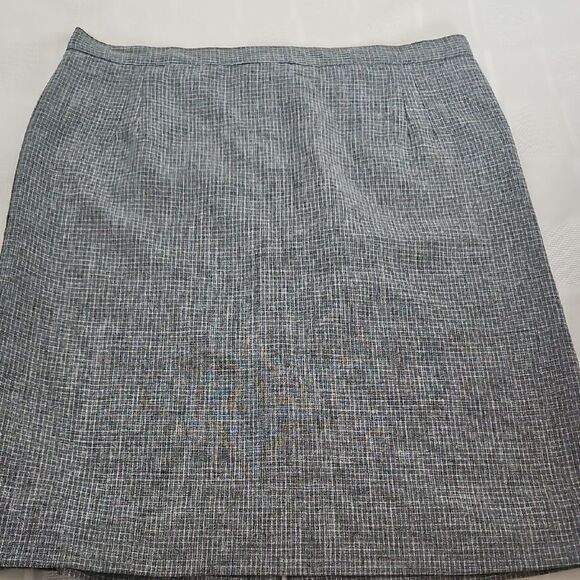 Gray Mini Pencil Skirt for Work - Picture 13 of 16